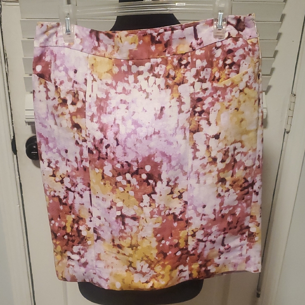 LOFT Multicolor Abstract Pencil Skirt